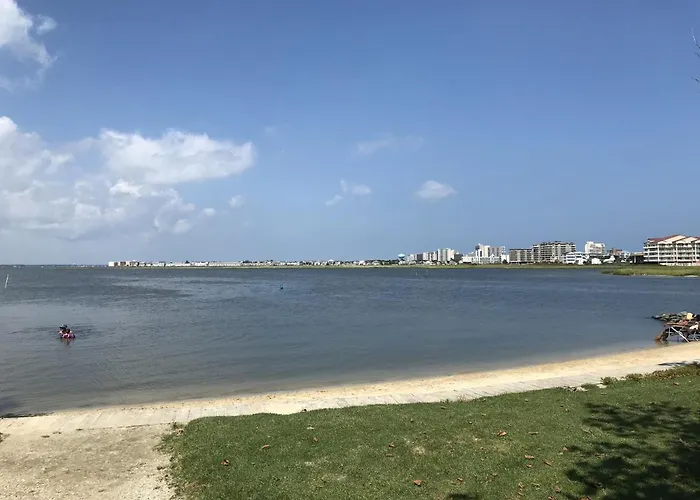 Sunset Island - 12 Walk *
